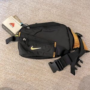 Vintage NIKE SOLO WAISTPACK ACG